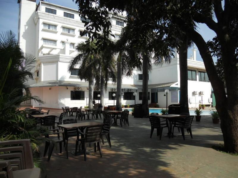 Quality Inn Regency, Nashik Ngoại thất bức ảnh