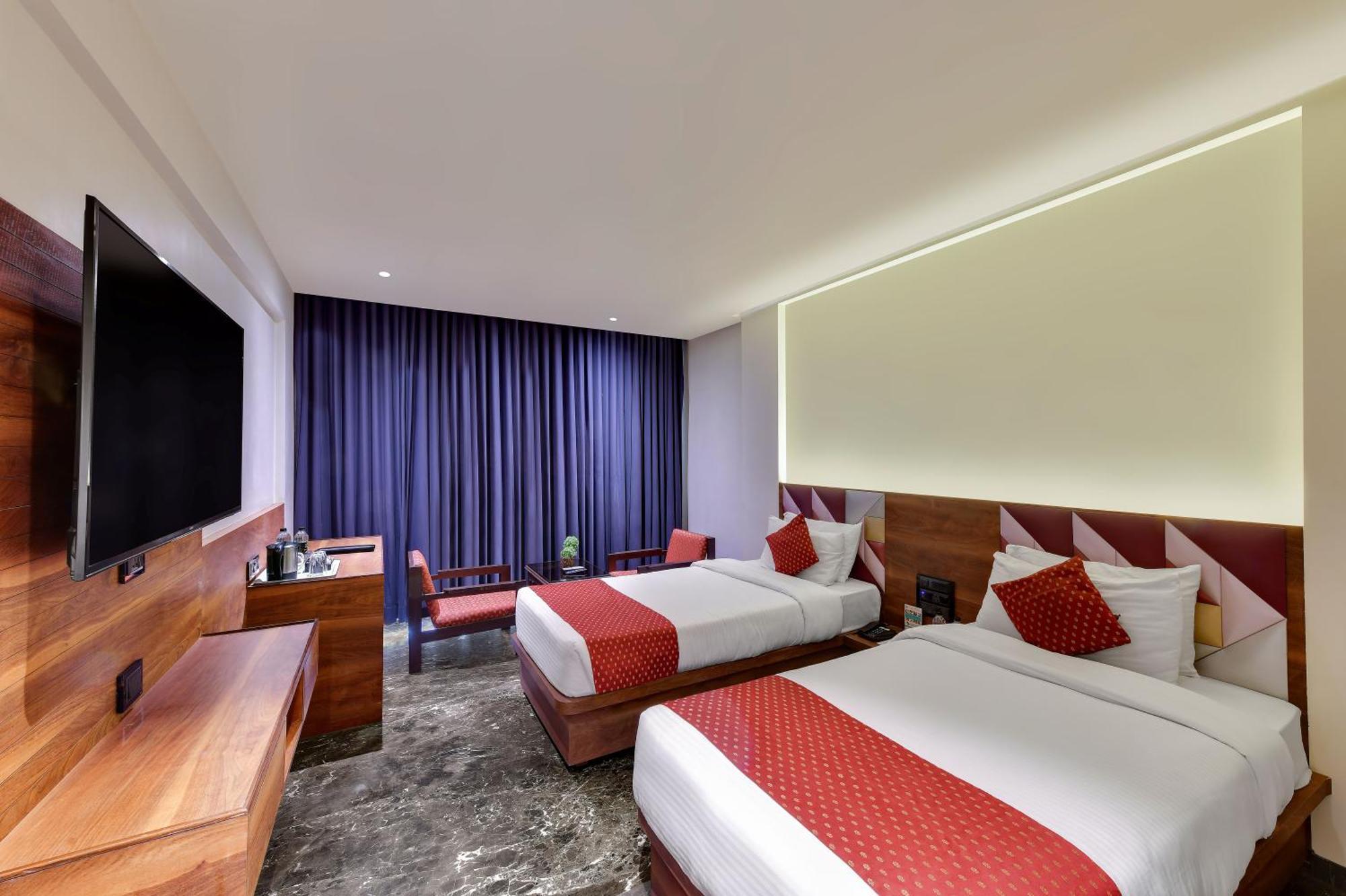 Quality Inn Regency, Nashik Ngoại thất bức ảnh