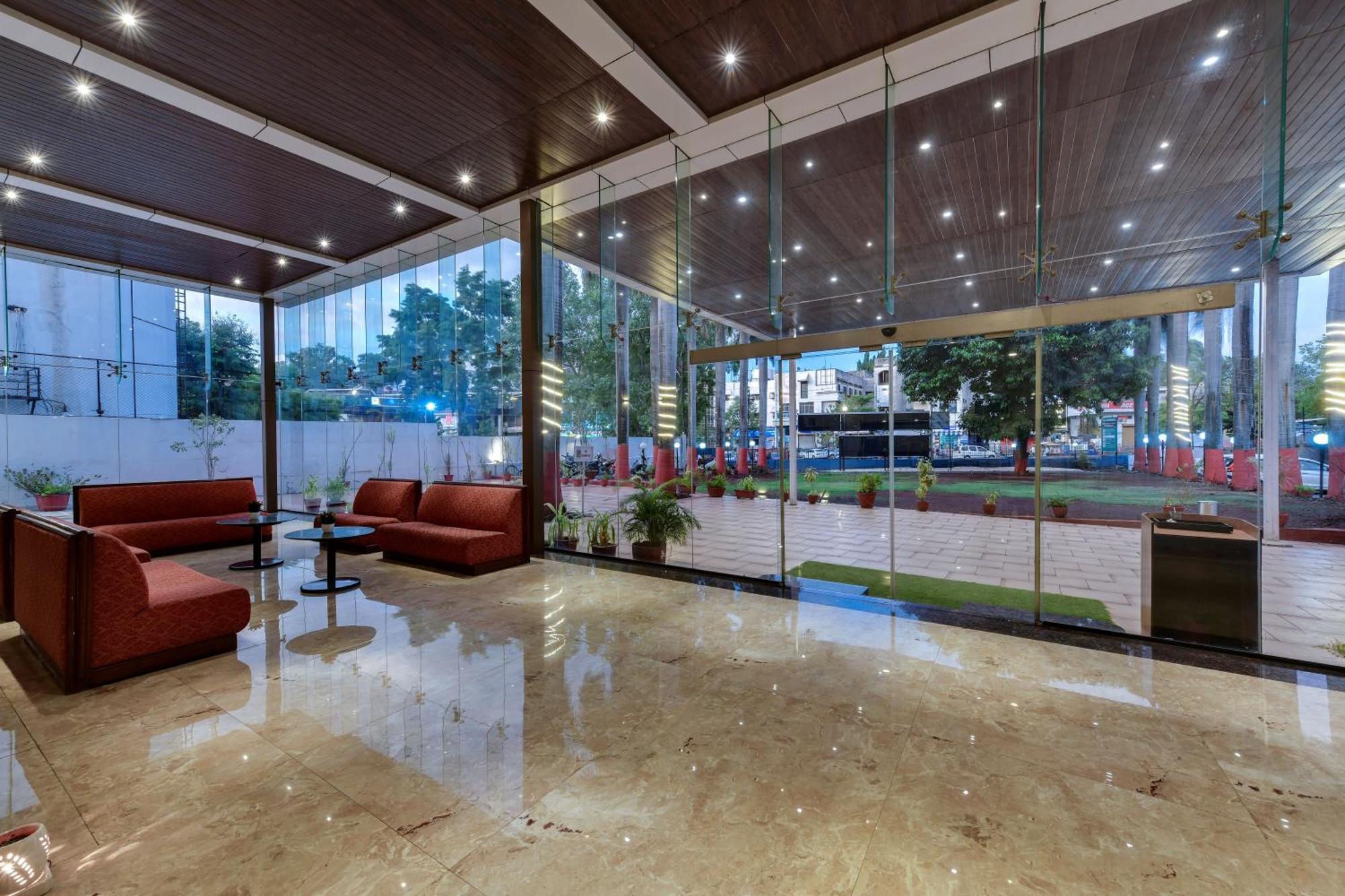 Quality Inn Regency, Nashik Ngoại thất bức ảnh