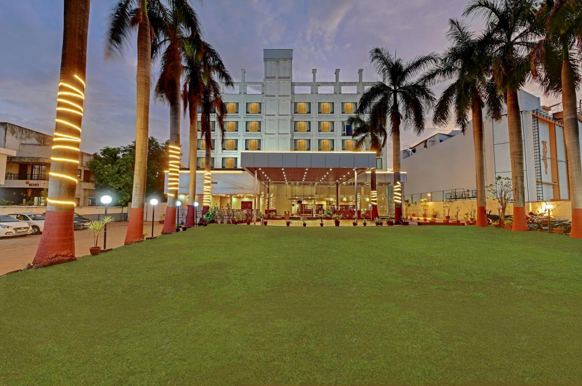 Quality Inn Regency, Nashik Ngoại thất bức ảnh