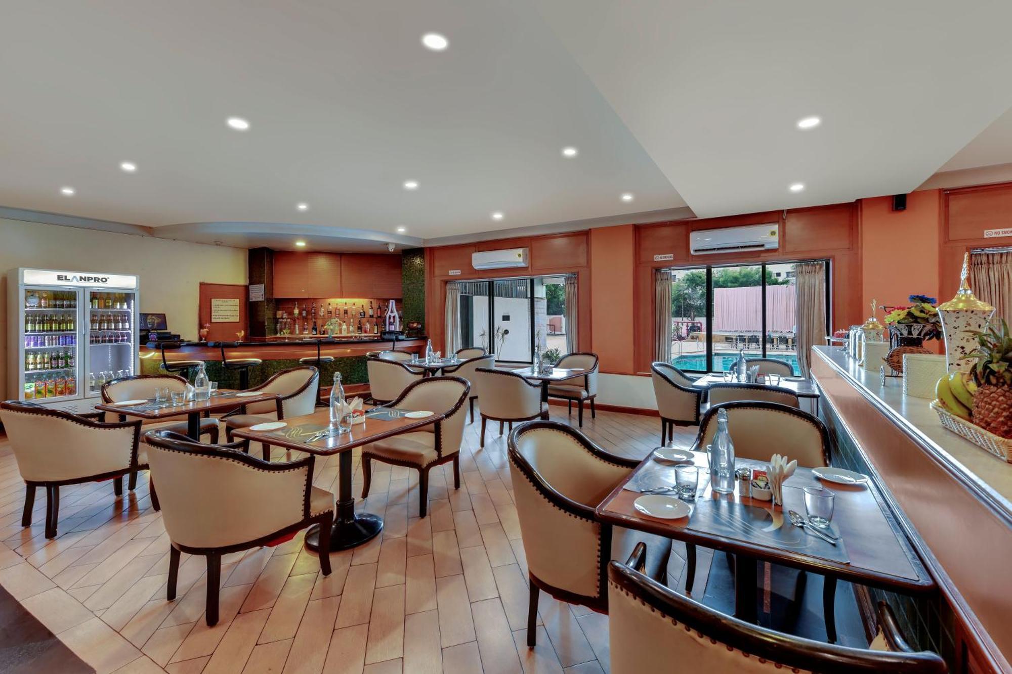 Quality Inn Regency, Nashik Ngoại thất bức ảnh